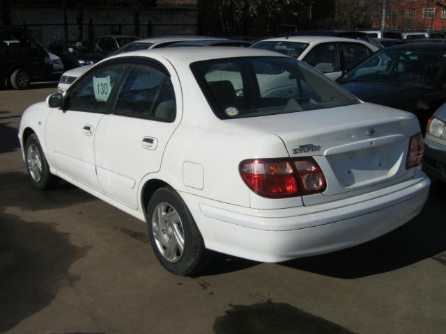 2001 Nissan Bluebird Sylphy Photos