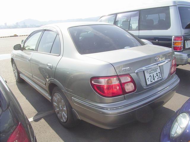 2001 Nissan Bluebird Sylphy Photos
