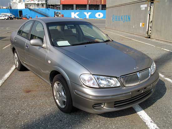 2001 Nissan Bluebird Sylphy Pictures