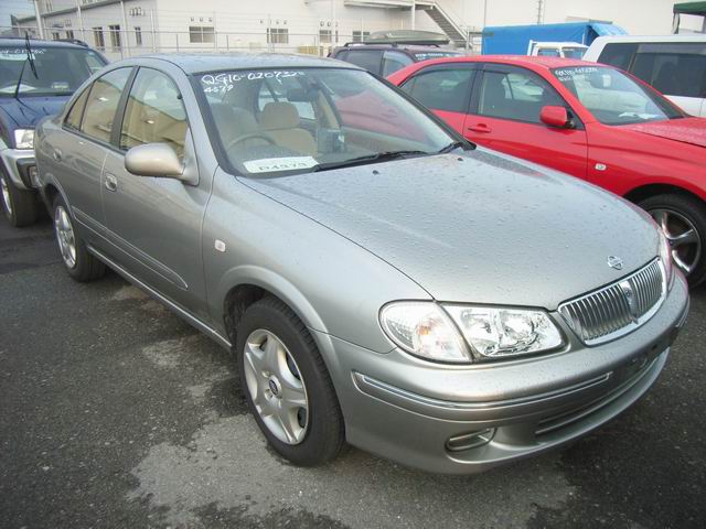 2001 Nissan Bluebird Sylphy Images