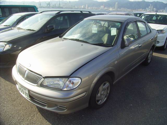 2001 Nissan Bluebird Sylphy Photos