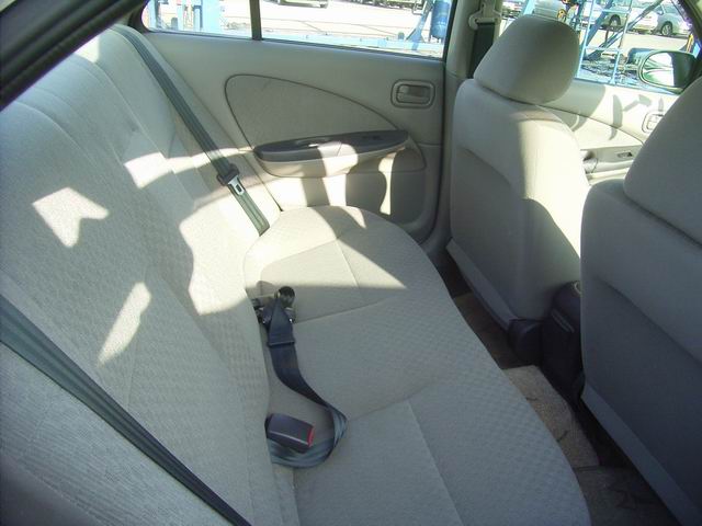2001 Nissan Bluebird Sylphy Pictures