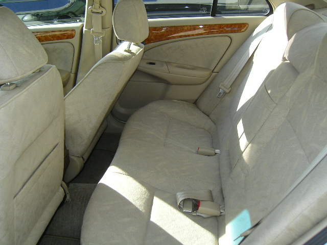 2001 Nissan Bluebird Sylphy Pictures