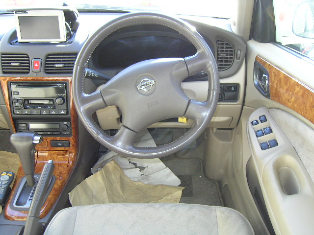 2001 Nissan Bluebird Sylphy Photos