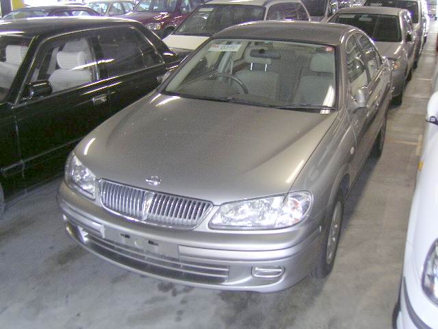 2001 Nissan Bluebird Sylphy Images