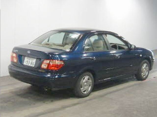 2001 Nissan Bluebird Sylphy Photos