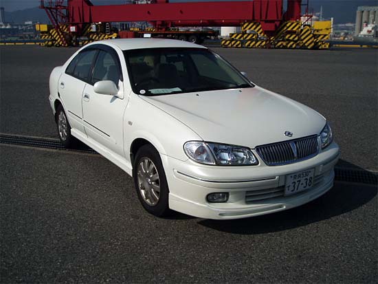 2001 Nissan Bluebird Sylphy Photos