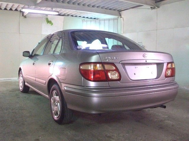 2001 Nissan Bluebird Sylphy Pics