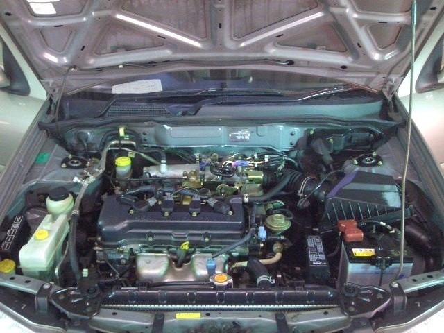 2001 Nissan Bluebird Sylphy Pictures