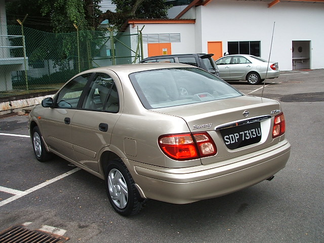 2001 Nissan Bluebird Sylphy Pictures