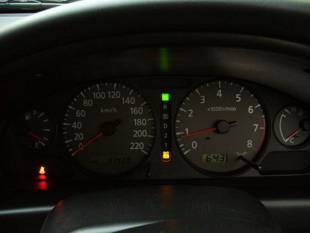 2001 Nissan Bluebird Sylphy Photos