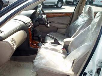 2001 Nissan Bluebird Sylphy Pictures