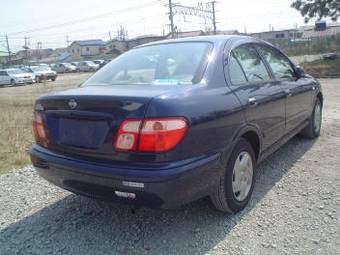 2001 Nissan Bluebird Sylphy Pictures