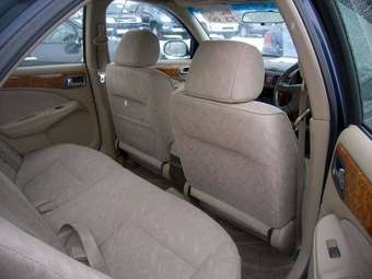 2001 Nissan Bluebird Sylphy Pictures