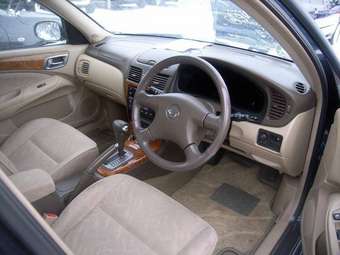 2001 Nissan Bluebird Sylphy Photos
