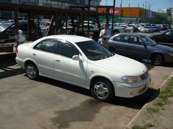 2001 Nissan Bluebird Sylphy Pics