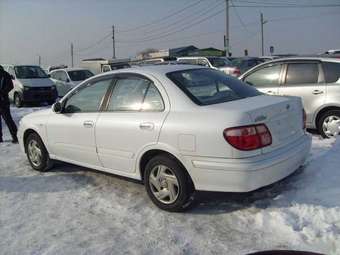 2001 Nissan Bluebird Sylphy Pictures