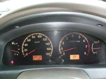 2001 Nissan Bluebird Sylphy Photos