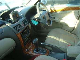 2001 Nissan Bluebird Sylphy Pictures