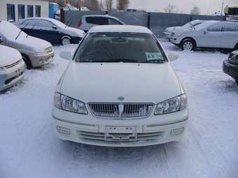 2001 Nissan Bluebird Sylphy Photos