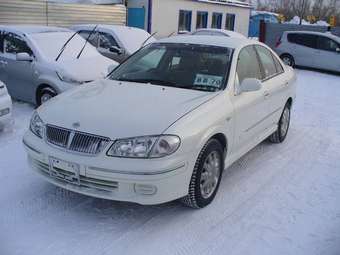 2001 Nissan Bluebird Sylphy Photos
