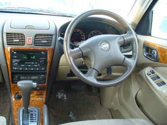2001 Nissan Bluebird Sylphy Images