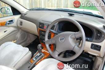 2001 Nissan Bluebird Sylphy Pictures