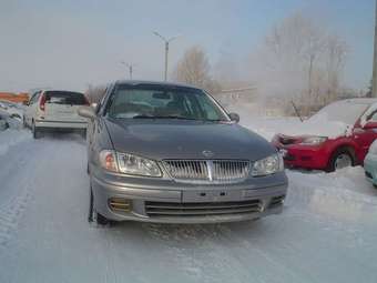 2001 Nissan Bluebird Sylphy Photos