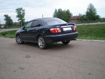 2001 Nissan Bluebird Sylphy Photos