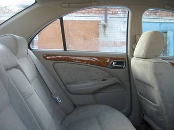 2001 Nissan Bluebird Sylphy Photos