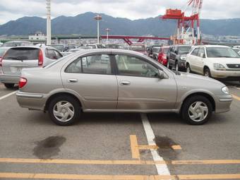 2001 Nissan Bluebird Sylphy Photos
