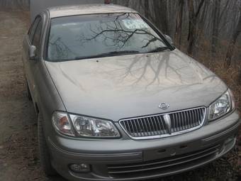 2001 Nissan Bluebird Sylphy Pictures