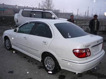 2001 Nissan Bluebird Sylphy Images