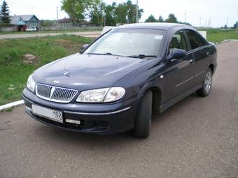 2001 Nissan Bluebird Sylphy Pictures