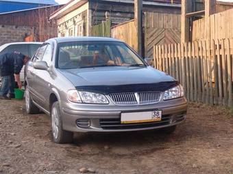 2001 Nissan Bluebird Sylphy Pictures