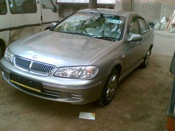 2001 Nissan Bluebird Sylphy Images