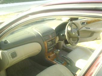 2001 Nissan Bluebird Sylphy Photos