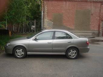2001 Nissan Bluebird Sylphy Photos