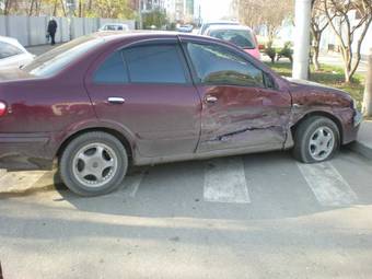 2001 Nissan Bluebird Sylphy Photos