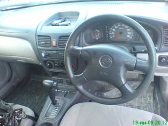 2001 Nissan Bluebird Sylphy Photos