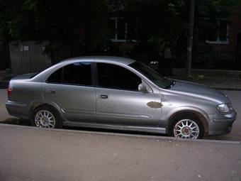 2001 Nissan Bluebird Sylphy Photos