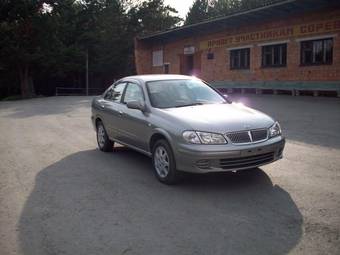 2001 Nissan Bluebird Sylphy Pictures