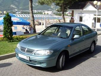 2001 Nissan Bluebird Sylphy Pictures