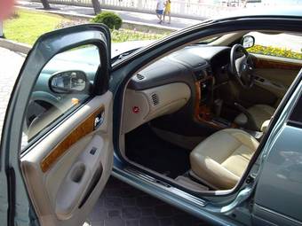 2001 Nissan Bluebird Sylphy Pictures