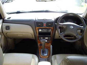 2001 Nissan Bluebird Sylphy Pictures