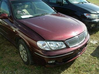 2001 Nissan Bluebird Sylphy Pictures