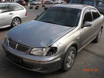 2001 Nissan Bluebird Sylphy Photos