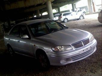 2001 Nissan Bluebird Sylphy Photos