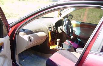 2001 Nissan Bluebird Sylphy Photos