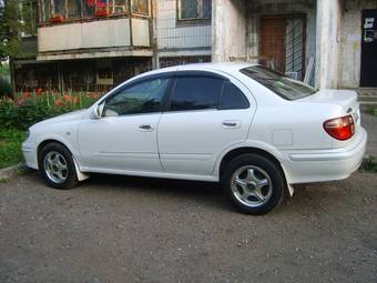 2001 Nissan Bluebird Sylphy Photos